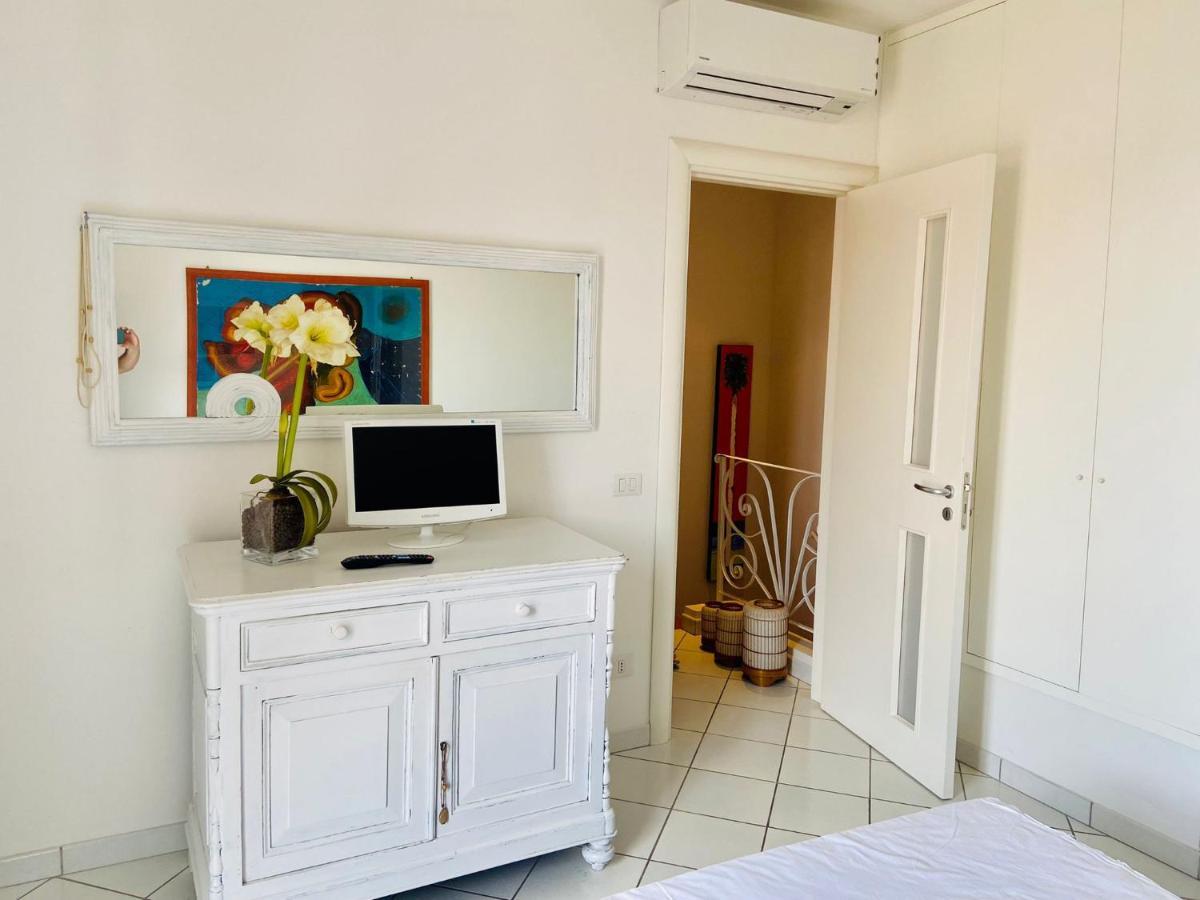 Villa Claudia A 400M Dal Mare Porto Recanati Exterior foto